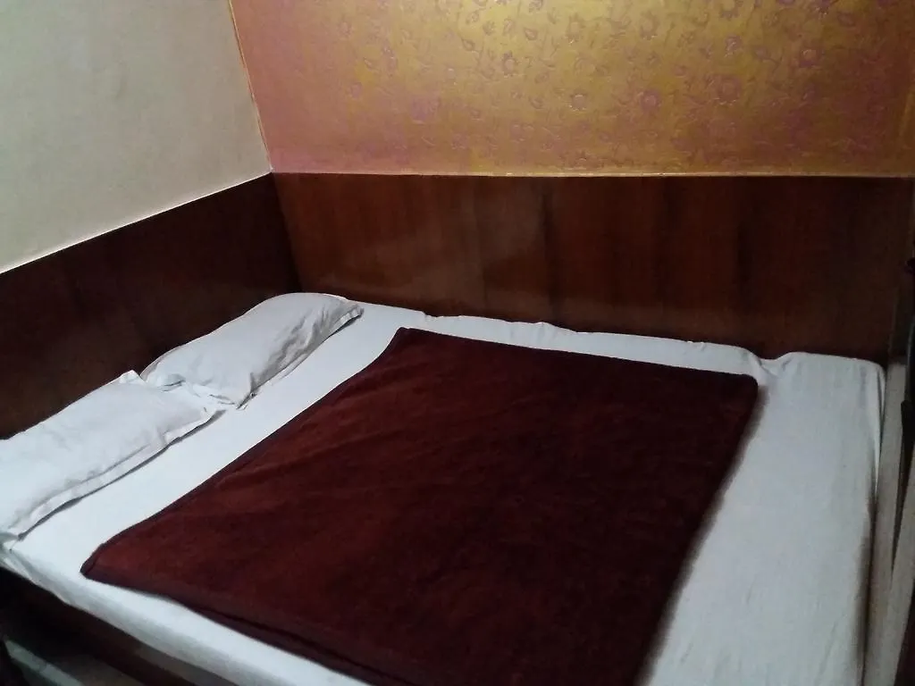 Mahesh Guest House دلهي